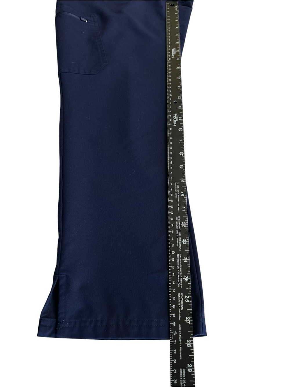 Figs Women’s  Scrub Set Navy Blue M Catarina Top&M/P Livingston Scrub Pants - Picture 11 of 14